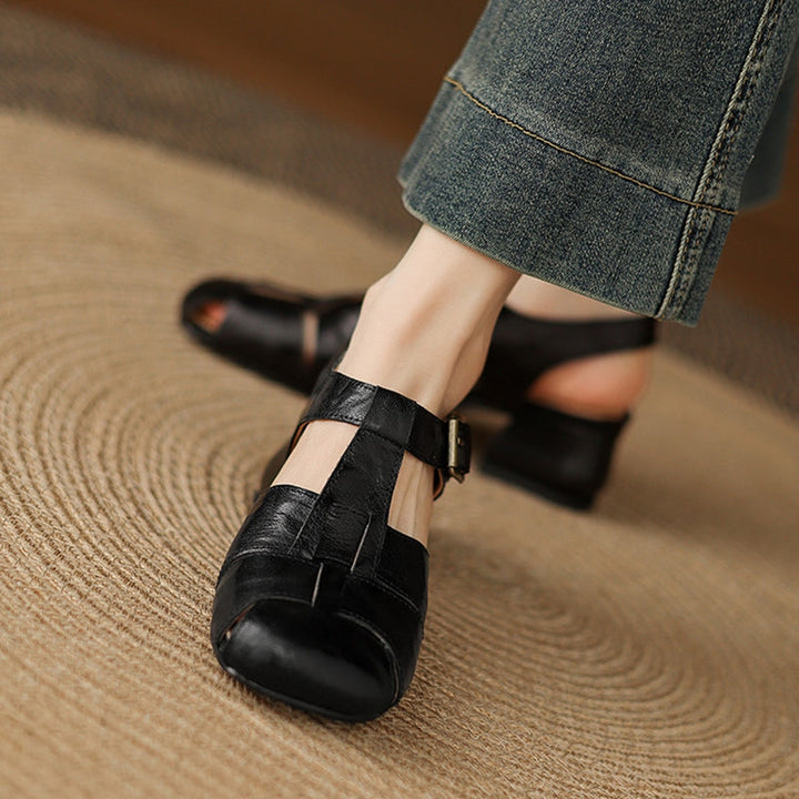 Amaya |  Shoes