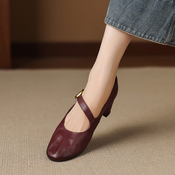 Quira | Round-Toe Mary Jane Flat
