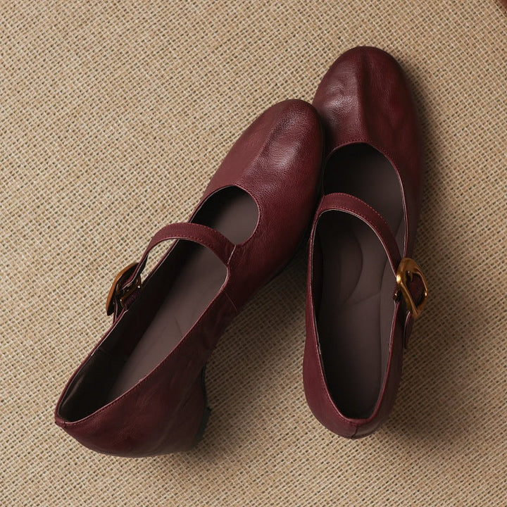 Quira | Round-Toe Mary Jane Flat